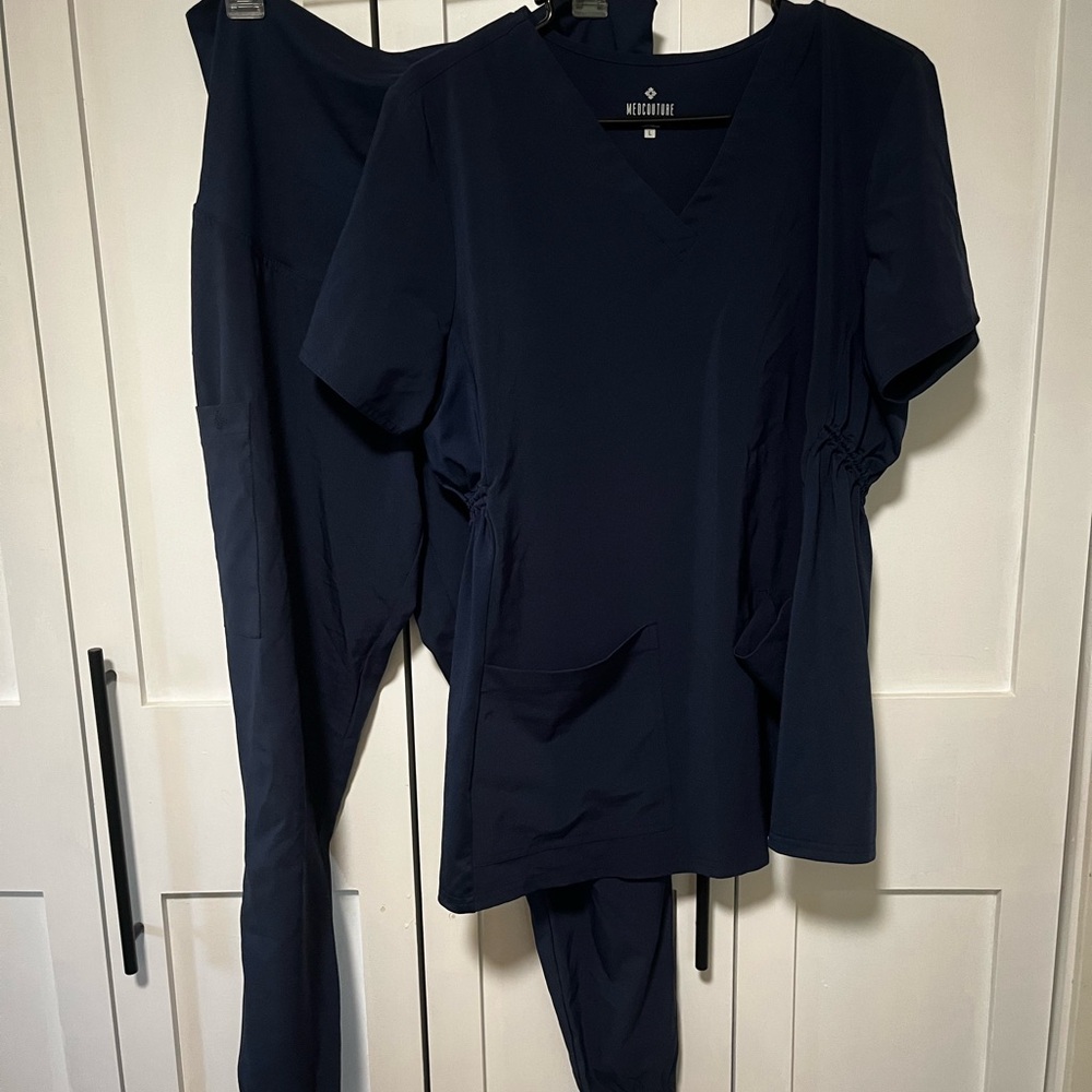 Maternity Scrubs MedCouture
